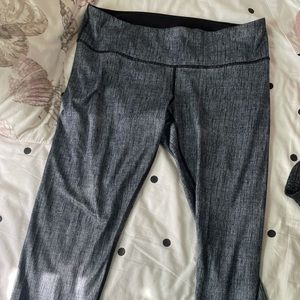 Lululemon crop leggings